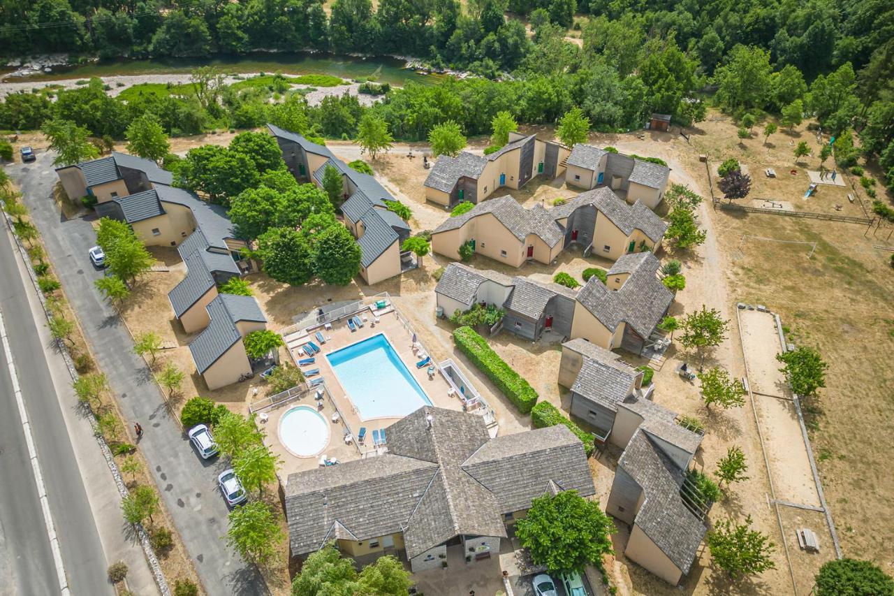 Village De Gites De Blajoux Quezac  Buitenkant foto