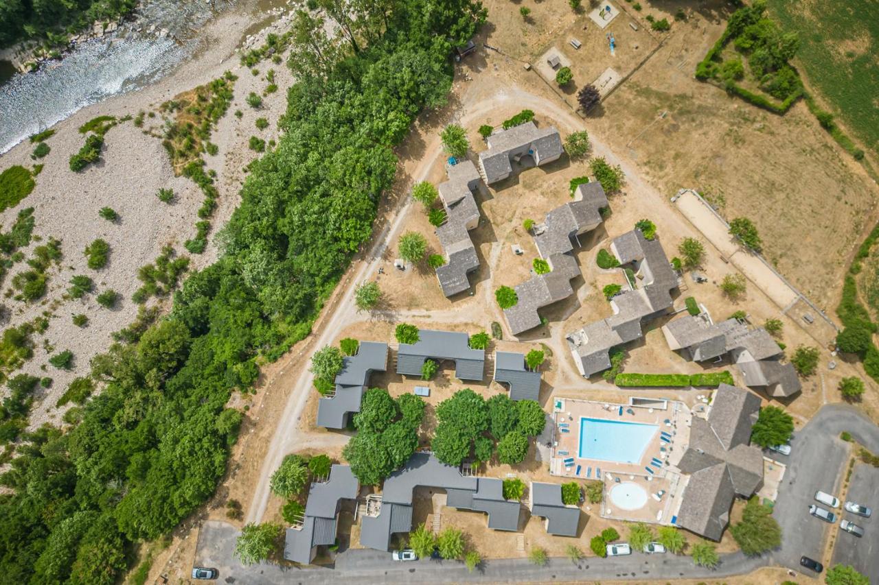 Village De Gites De Blajoux Quezac  Buitenkant foto