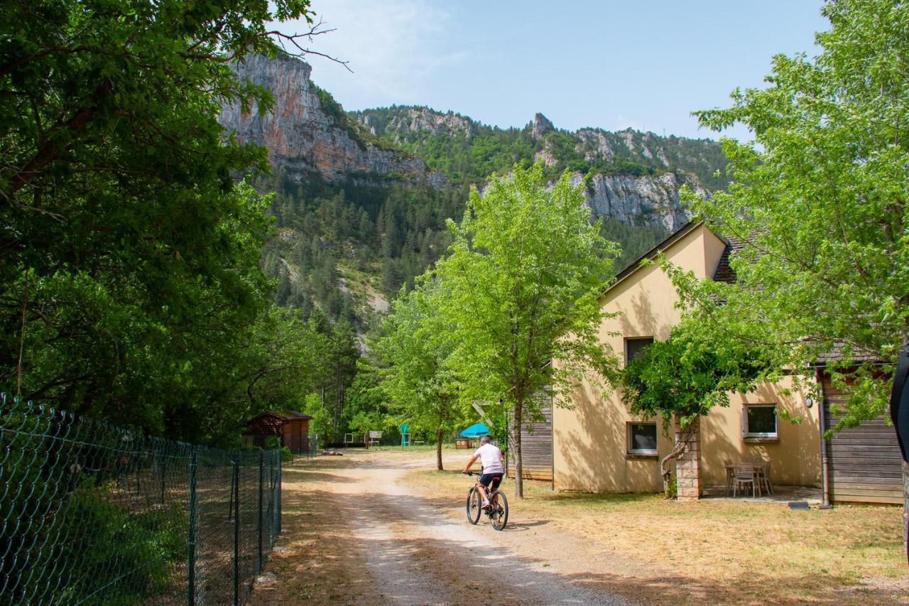 Village De Gites De Blajoux Quezac  Buitenkant foto